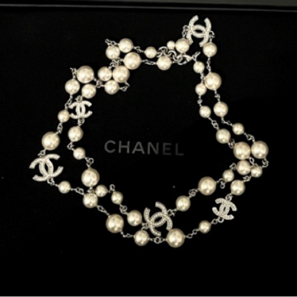 Authentic CHANEL Faux Pearl Long Necklace